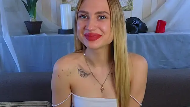 FreidaLerew's cam snapshot