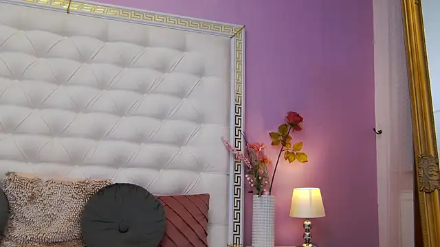 Lenna_Paul's cam snapshot