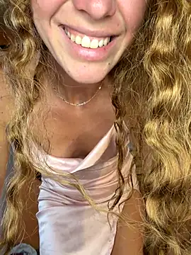 Mamacita1917's cam snapshot