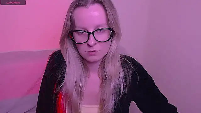 AllaLeomz's cam snapshot