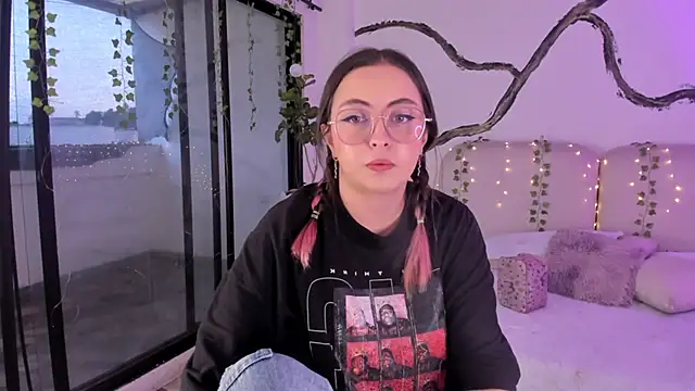 SarahCastro1_'s cam snapshot