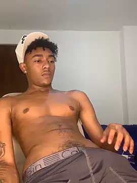 Boy_cock18's cam snapshot