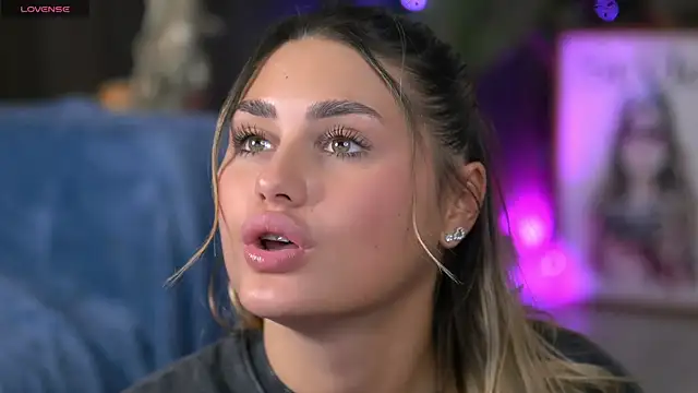 KayaAzur's cam snapshot