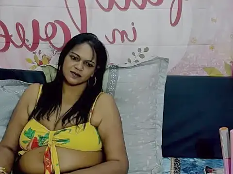 indianswtbella's cam snapshot