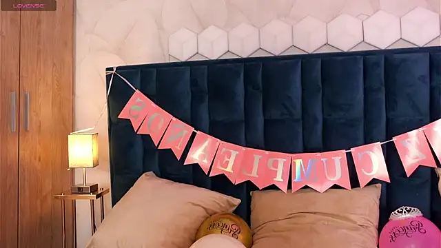 AnitaKariri's cam snapshot