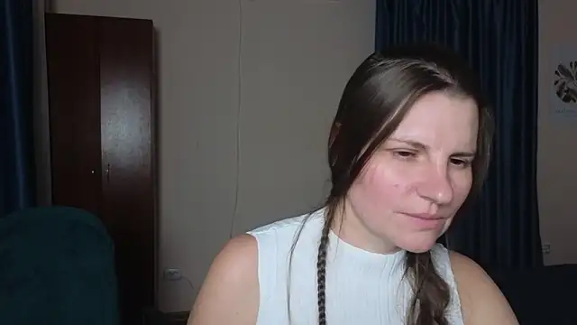 Mirabelle_Velvet's cam snapshot