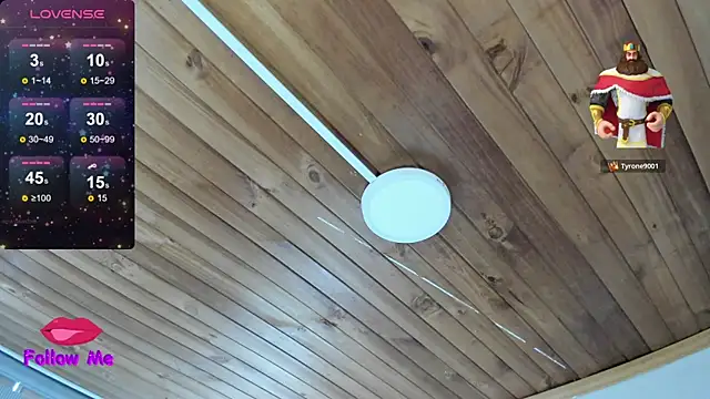 natasha_logan_'s cam snapshot