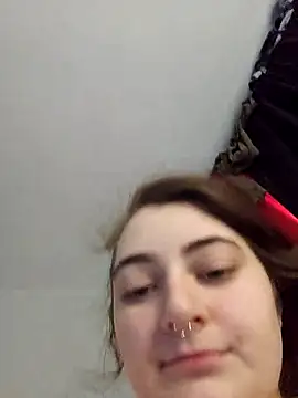 Snowbunnycake_131 live sex cam