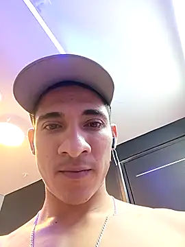 jhonny_thes28 live sex cam