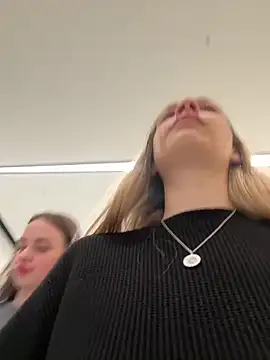 KristiRich live sex cam