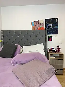 KarlaWild's cam snapshot