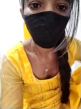 Cute-Naavya's cam snapshot