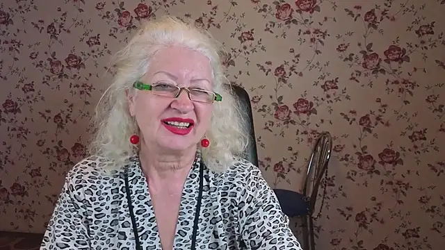 Maya_Mayflower's cam snapshot