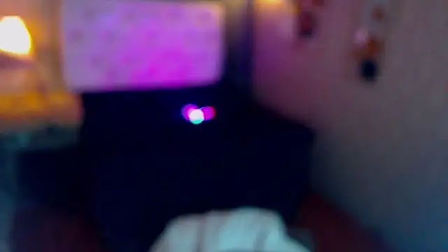 StellaSaucyCum live sex cam