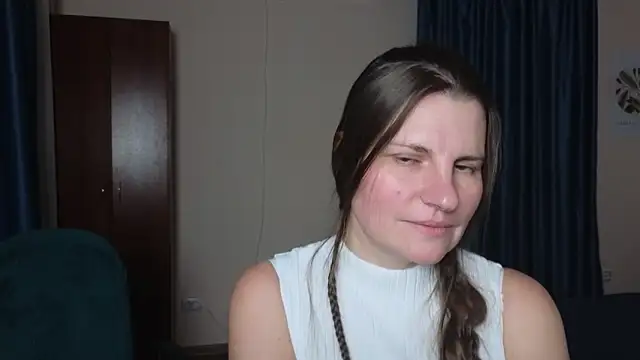 Mirabelle_Velvet's cam snapshot