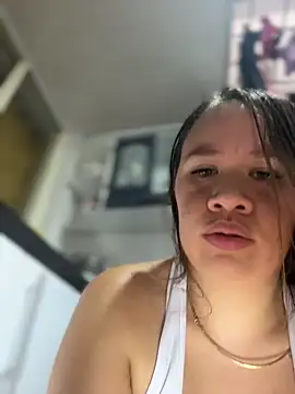 Emiily_lee live sex cam