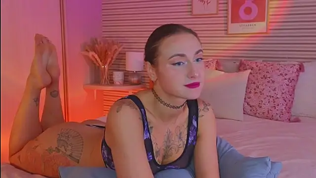 Lilii_villi's cam snapshot