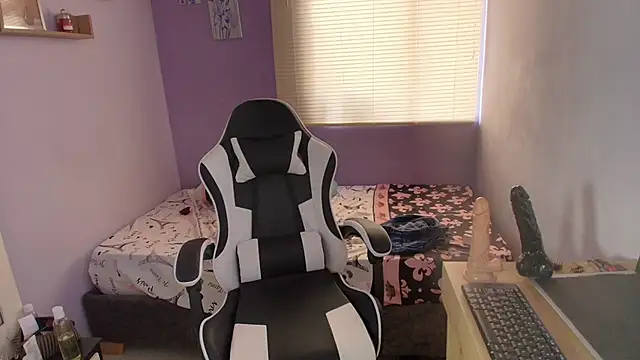 luna_desiree's cam snapshot