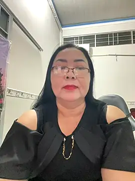 Alinat_'s cam snapshot