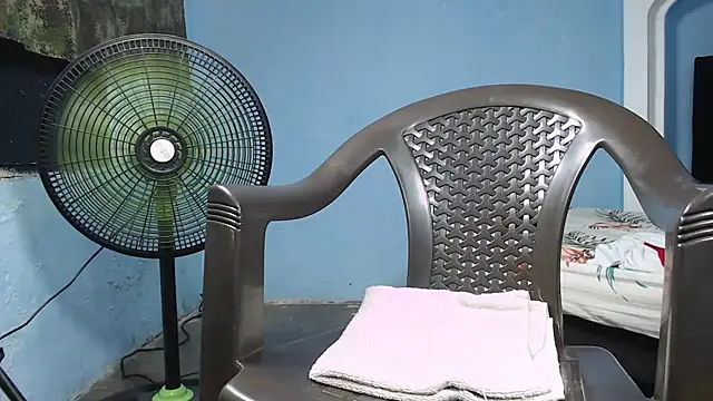 maggi_hotsson's cam snapshot