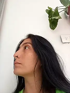 single_mother_indecent's cam snapshot