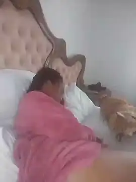 Hotcougar's cam snapshot