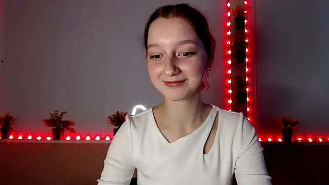 Curlyyy_Girl's cam snapshot