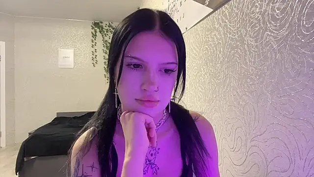 Sylira_fable's cam snapshot