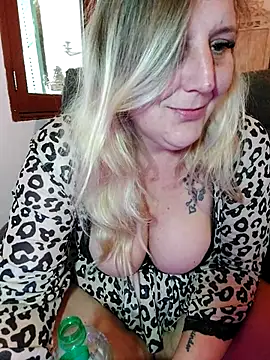 BecciDeluxe's cam snapshot