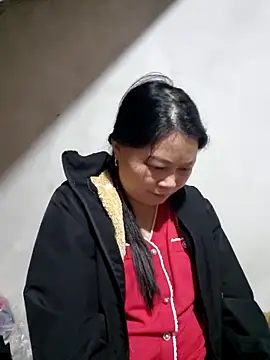 yoowwmr's cam snapshot