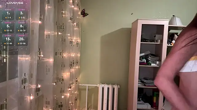 SweetJinny88's cam snapshot