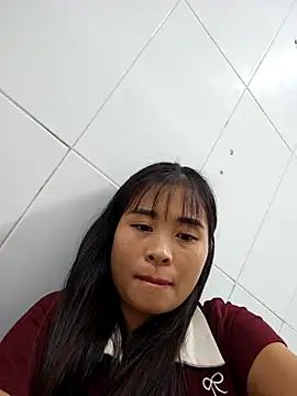 Squirrel-Pear's cam snapshot