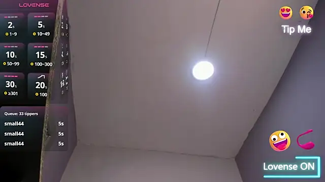 _candy_jade_'s cam snapshot