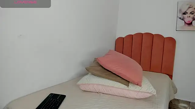 julieth_sanzz's cam snapshot