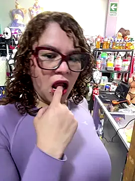 ROSALIASEXSHOP's cam snapshot