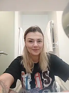 KrissSexi's cam snapshot