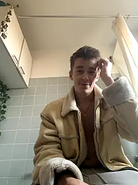 Toyjungee live sex cam