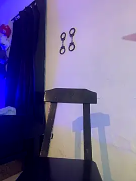 Matt_your_master_ live sex cam