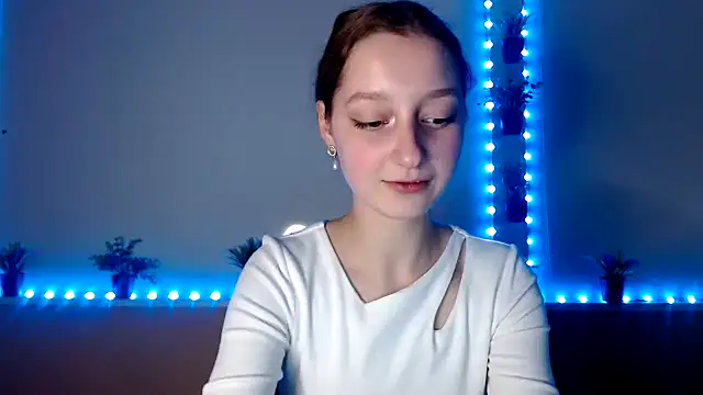 Curlyyy_Girl's cam snapshot