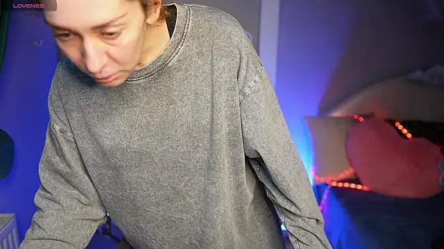 SophieTynes's cam snapshot