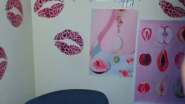 _SusieSu_'s cam snapshot