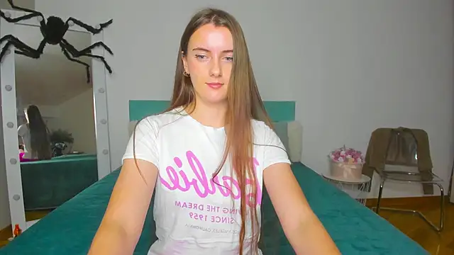 Blush_flowwer's web cam