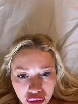 blissdimicco's cam snapshot