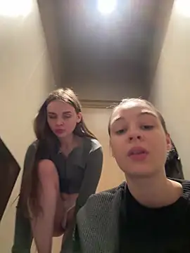 KristiRich's cam snapshot