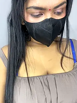 __Thenmozh__'s cam snapshot