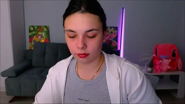 queenofthesense_'s cam snapshot