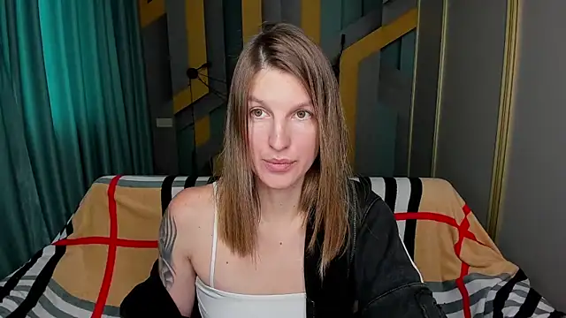 EmilyWalkeri's web cam