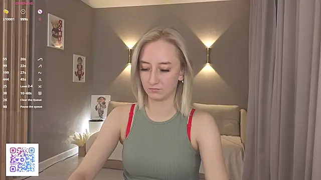 JodeeThu's cam snapshot