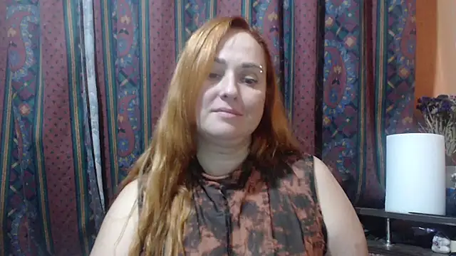 Foxy_Kate3333's cam snapshot