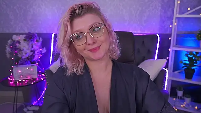 CoolTatis's cam snapshot